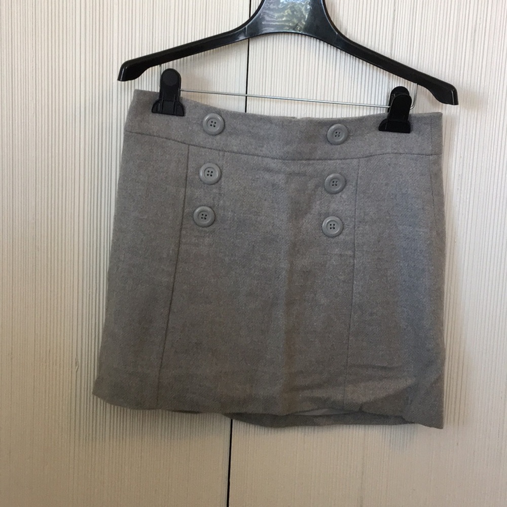 Grey wool skirt